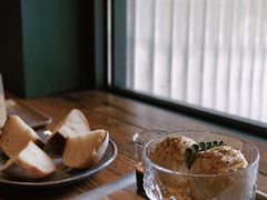 -出走咖啡·面包(宋庄店)