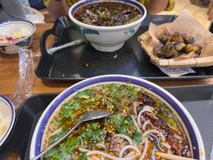 -云阿蛮云南生烫牛肉米线(奉贤路店)