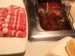 -海底捞火锅鲜切牛肉主题店(长寿路店)