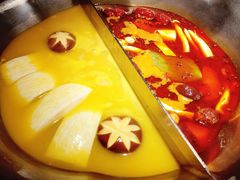 -湊湊火锅·茶憩(新中关购物中心店)