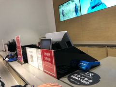 -URBAN REVIVO(北京斯普瑞斯奥特莱斯店)