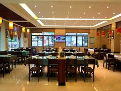 大堂-自游人·美食一楼·地道徽菜(三十年名店)