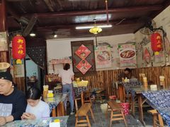 大堂-郑三炮名小吃(公馆老街店)