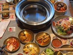 -草家酱蟹炭火烤肉店(珲春南路一店)