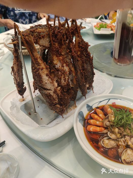海天一色海景自助餐厅(西港花园店)秦皇烤鱼图片