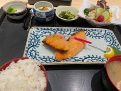 烤鲑鱼定食-江户前日本料理(瑞诗酒店店)