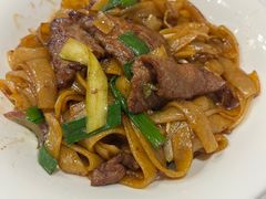 干炒牛河-稻香酒家·34年老字号·港式粤菜(汉街店)