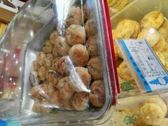 榨菜鲜肉月饼-采芝斋(延安路店)