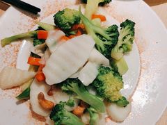 -吕氏疙瘩汤·海鲜新鲁菜(凯德mall新都心店)