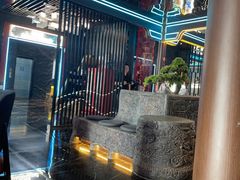 -屋有岛沉浸游戏旗舰店(中山公园店)