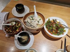 -胡子大厨·超级小炒肉(晶耀前滩店)