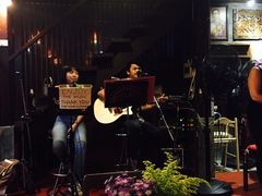 -Dash Teak House