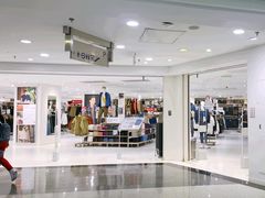 -优衣库(上海正大广场店)