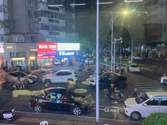 -鑫悦楼煎蟹·16年海鲜大排档