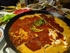 -岗上渣渣老火锅(两路口店)