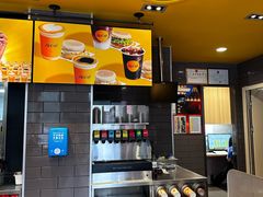 -麦当劳(杨林得来速店)