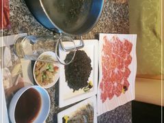 -辉哥火锅(虹桥路店)