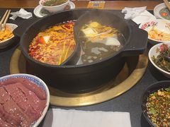 -沸炉重庆老火锅(军事博物馆店)