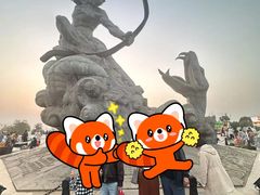 -巴陵广场