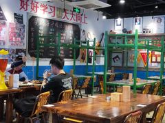 大堂-马路牙子地桌烤肉(工体店)