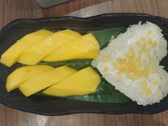 芒果椰香糯米饭-The Dishes Seafood & Restaurant