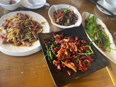 -隔壁老王·家常云南菜(花巷店)