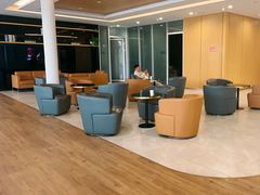 -贵州贵星奔驰4S店(观山湖店)