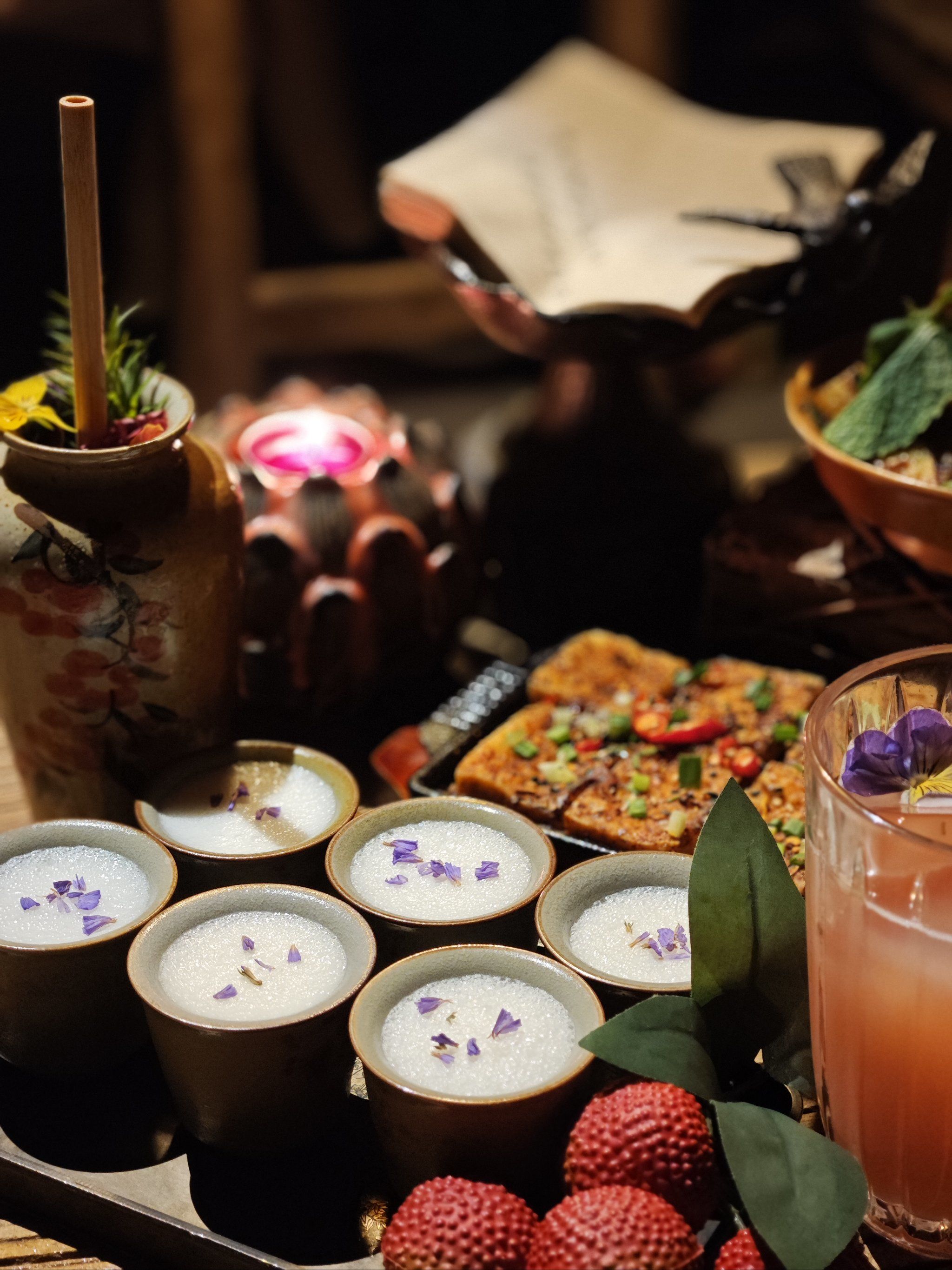 今夜,到云南风新中式酒馆微醺一下