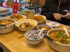 -丽丽三鲜螺蛳粉(田林路店)