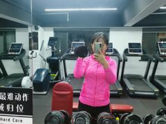 -坚果健身24小时工作室(定西路店)