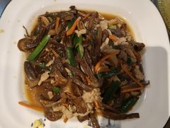 -缘来聚·徽菜名店(黄山宏村店)