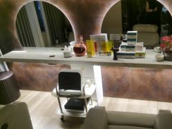 -LJOY丽锦造型·烫发染发