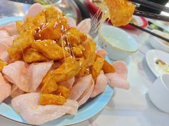 -雪乡人家东北菜·铁锅炖一切(高斯路店)