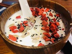 老兰家自制酸奶-老兰家传统烧烤炒菜泡馍(小南门店)