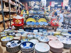 -万润国际酒店用品市场(曹安国际商城店)