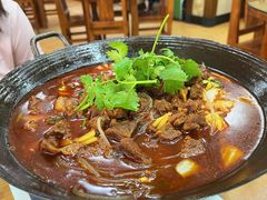 石锅牛腩-上海小菜餐厅(理工大学店)