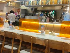 -呷哺呷哺(松北万象汇店)