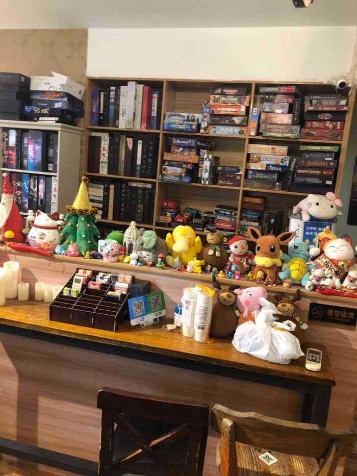 等灯等灯·剧本杀桌游轰趴馆-"今天又约小姐妹来打本啦～打的是一个和