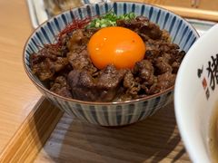 炙烤牛肉饭-面屋 猪一