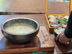 -良米山·云南野生菌过桥米线(上海首店)
