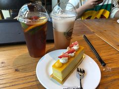 -高乐雅咖啡(宜山路店)