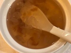 雪耳桃胶甜汤-厦门宝龙铂尔曼大酒店·龙之渊中餐厅
