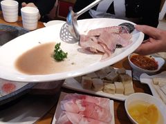 -鱼遇木桶斑鱼火锅(塔湾店)