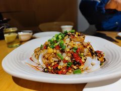 -兔行天下-鸿鹤鲜锅兔(中海国际店)