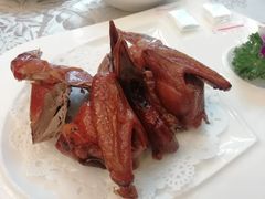 秘制红烧乳鸽-香云轩·顺德菜(香云纱园林酒店店)