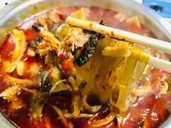 -老红桥炸灌肠牛肚锅烧烤(定福庄店)