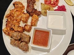 艾菲斯单人烤肉拼盘-Efes Turkish & Mediterranean Cuisine 艾菲斯餐厅(陆家嘴店)