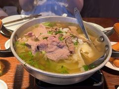 -全牛匠·乐山跷脚牛肉(西单华威约饭街店)