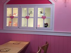 -Hello Kitty Cafe(弘大店)