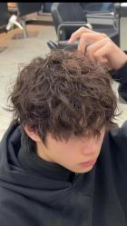 -藤野造型烫染·漂发